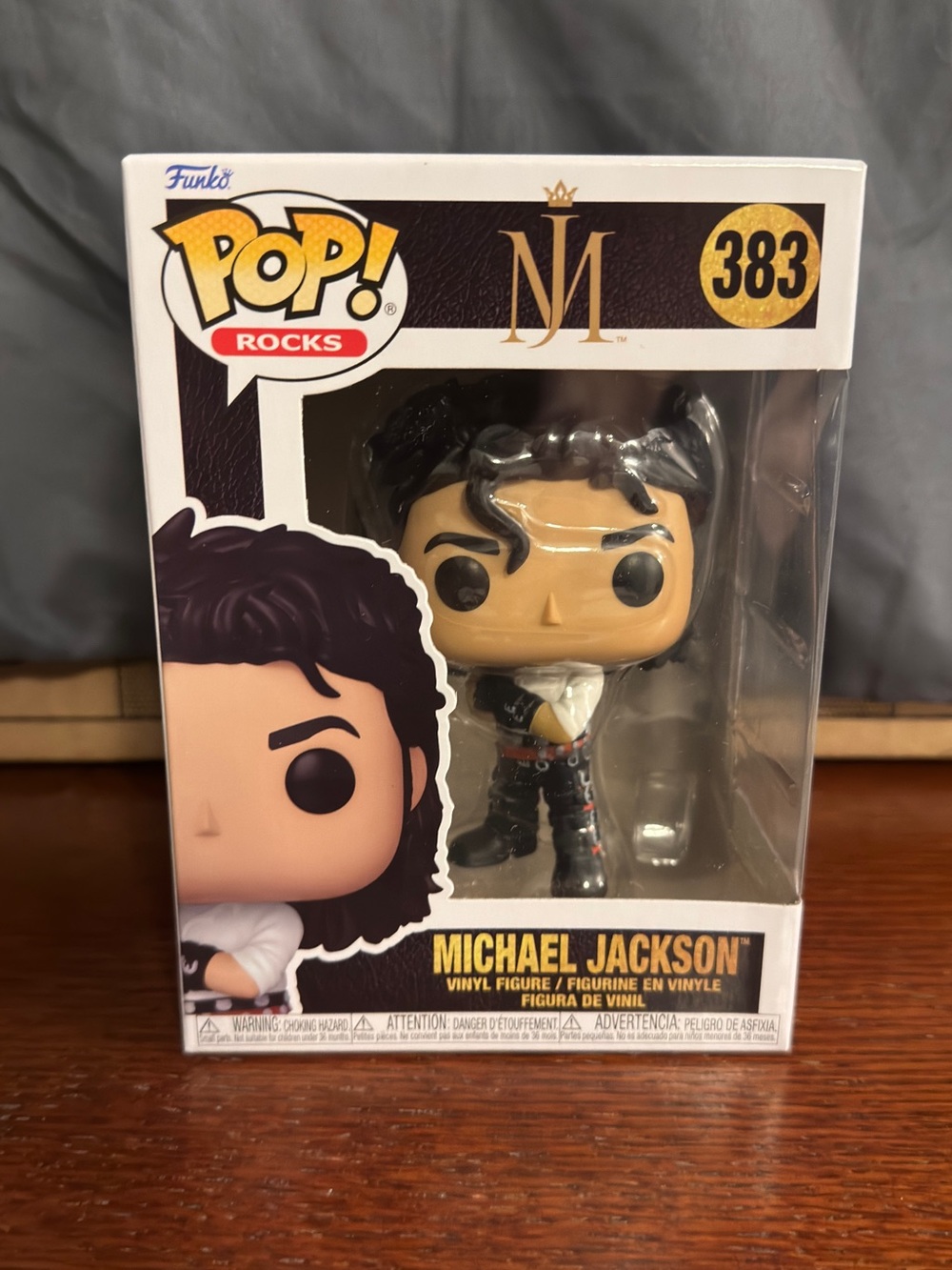 Funko POP! Rocks Michael Jackson Vinyl Figure #383